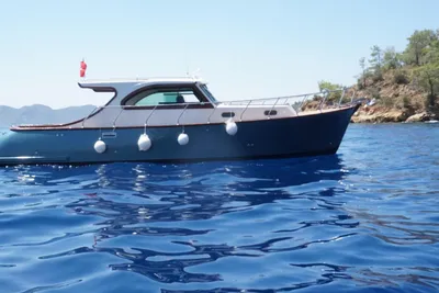 Custom 32 Ghazi Classic