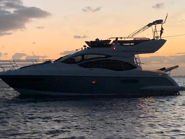 Dreamer Yacht Photos Pics 