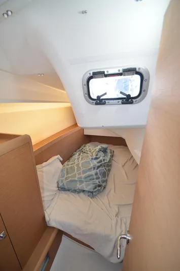 Sea To Summit Yacht Photos Pics Cozy cabin interior of 2022 Jeanneau Sun Odyssey 349 sailboat.