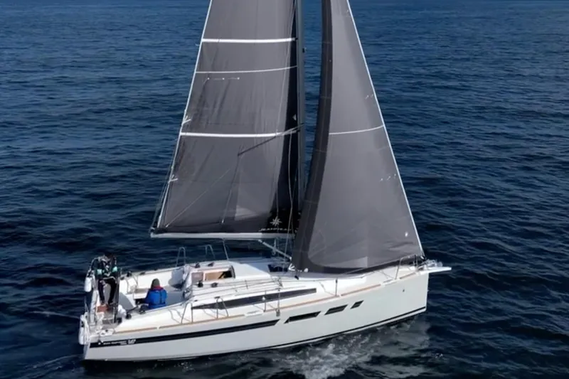 Sea To Summit Yacht Photos Pics 