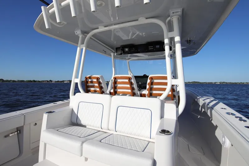 Madnic Yacht Photos Pics Manufacturer Provided Image