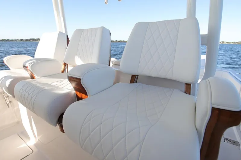 Madnic Yacht Photos Pics Manufacturer Provided Image