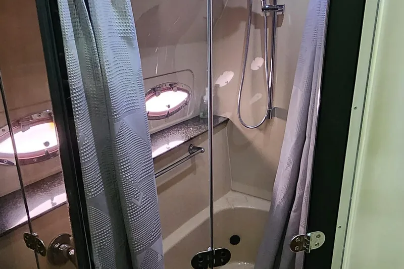 Sandy Feet Yacht Photos Pics 