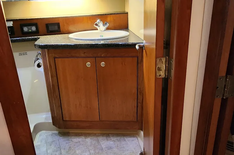 Sandy Feet Yacht Photos Pics 