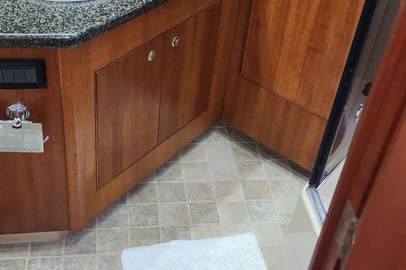 Sandy Feet Yacht Photos Pics 