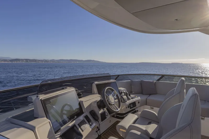  Yacht Photos Pics Absolute Navetta 75  Yachting Partners Malta