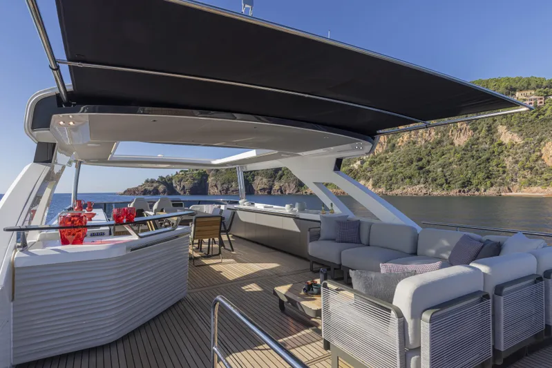  Yacht Photos Pics Absolute Navetta 75  Yachting Partners Malta