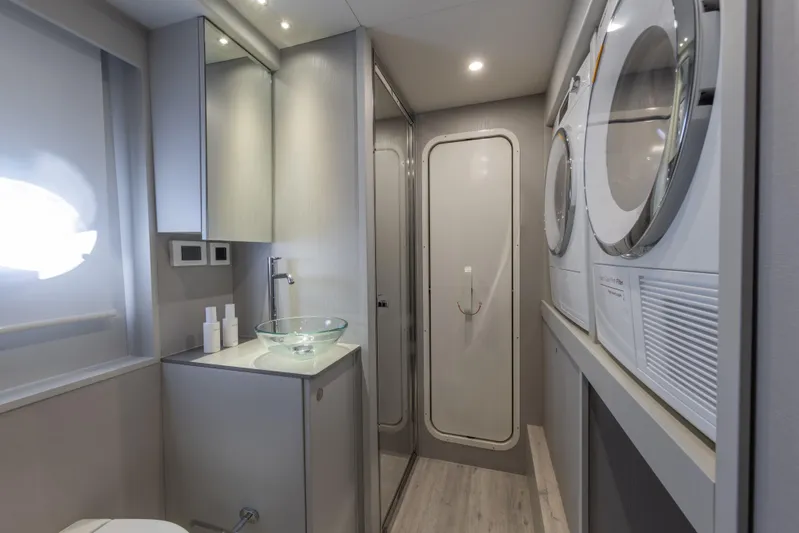  Yacht Photos Pics Absolute Navetta 75  Yachting Partners Malta