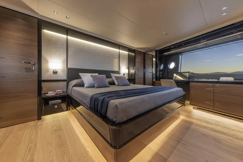  Yacht Photos Pics Absolute Navetta 75  Yachting Partners Malta