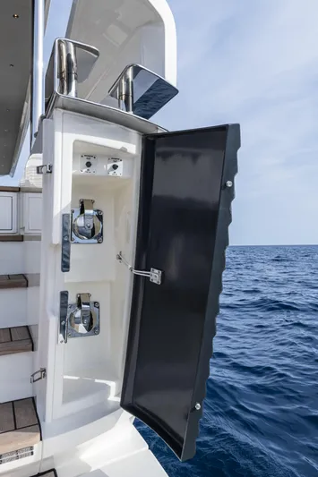  Yacht Photos Pics Absolute Navetta 75  Yachting Partners Malta