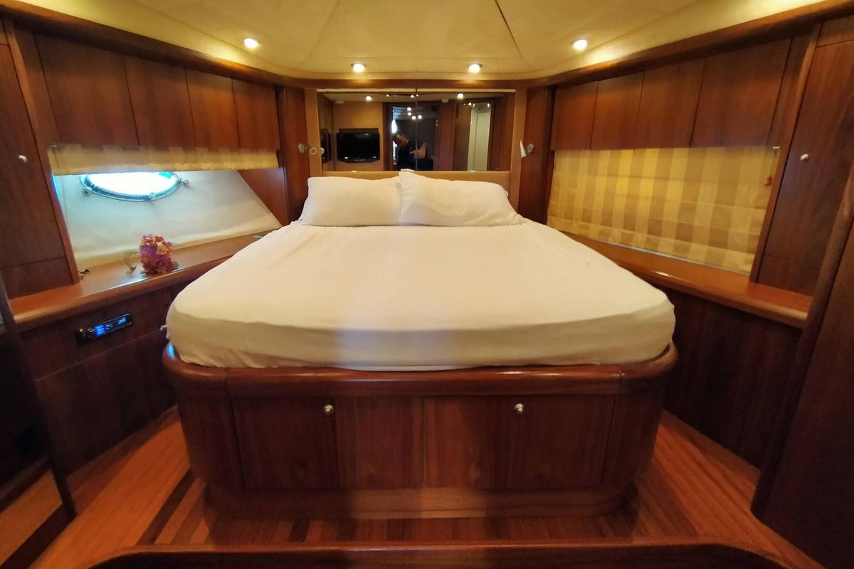 2007 Sunseeker 73 