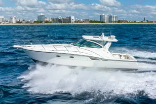 2005 Tiara Yachts 4200 Open