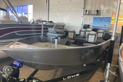 Lowe FM 1675 SC