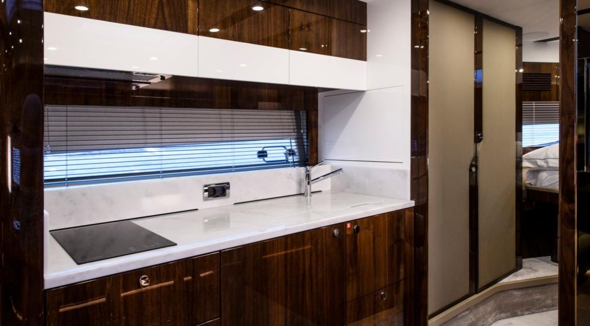 2021 Fairline 46 