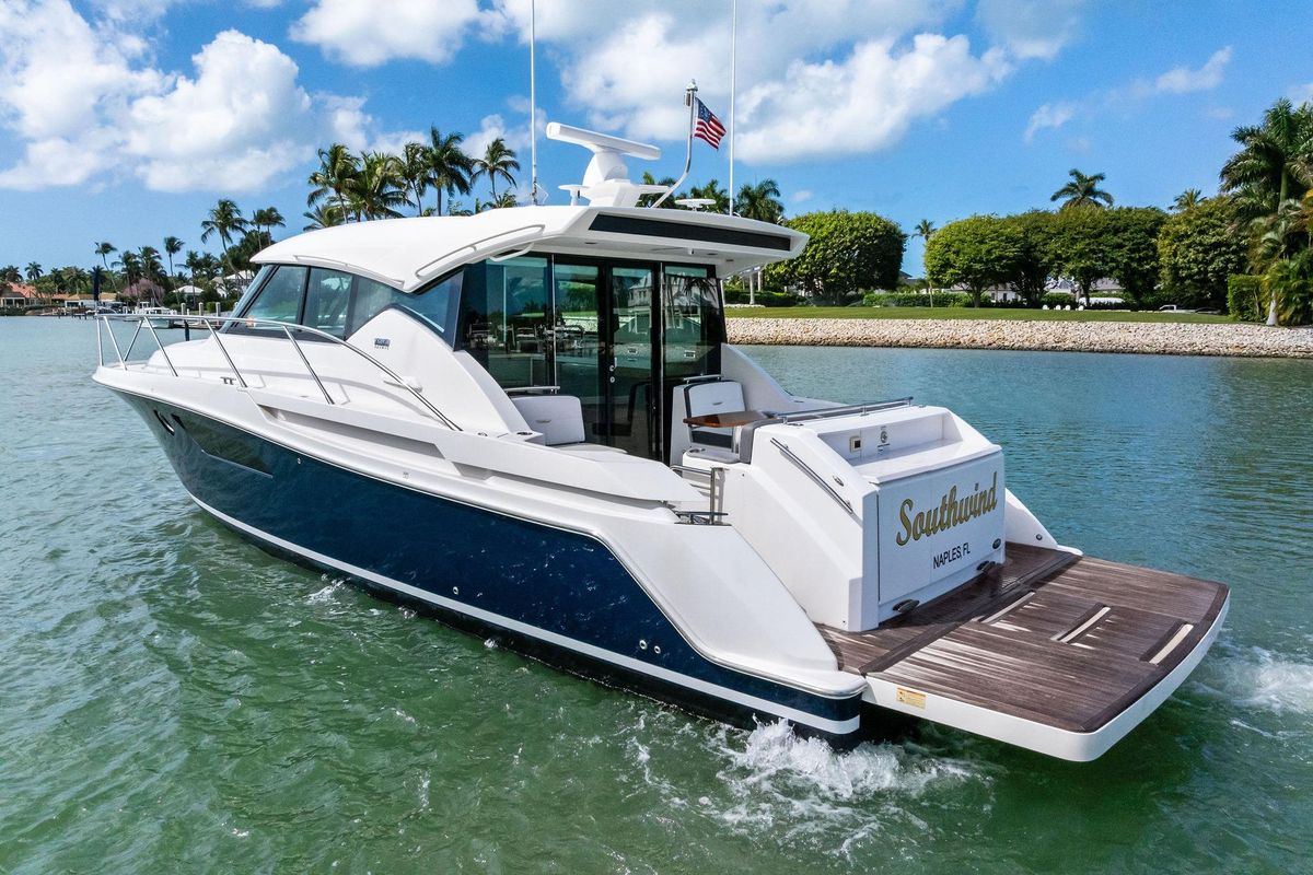 2018 Tiara Yachts 45 