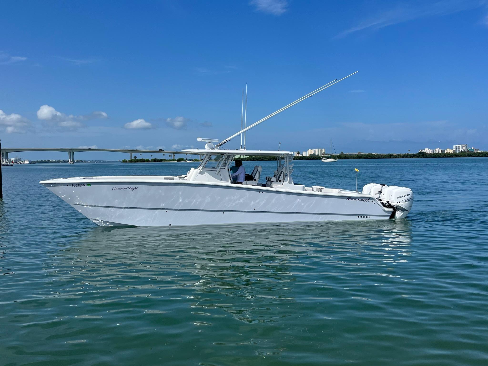 2024 Freeman 42 LR Center Console Boote Kaufen YachtWorld