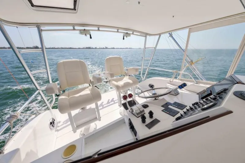 Pura Vida Yacht Photos Pics 2000 Viking 50 Convertible