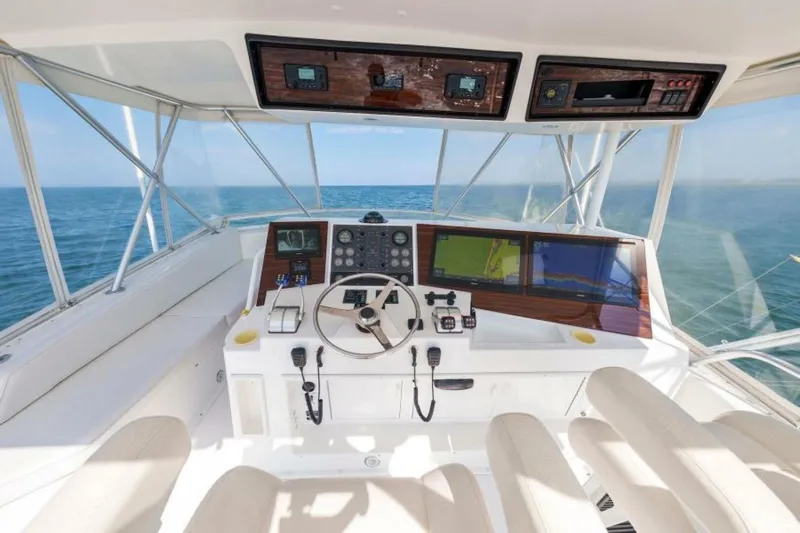 Pura Vida Yacht Photos Pics 2000 Viking 50 Convertible