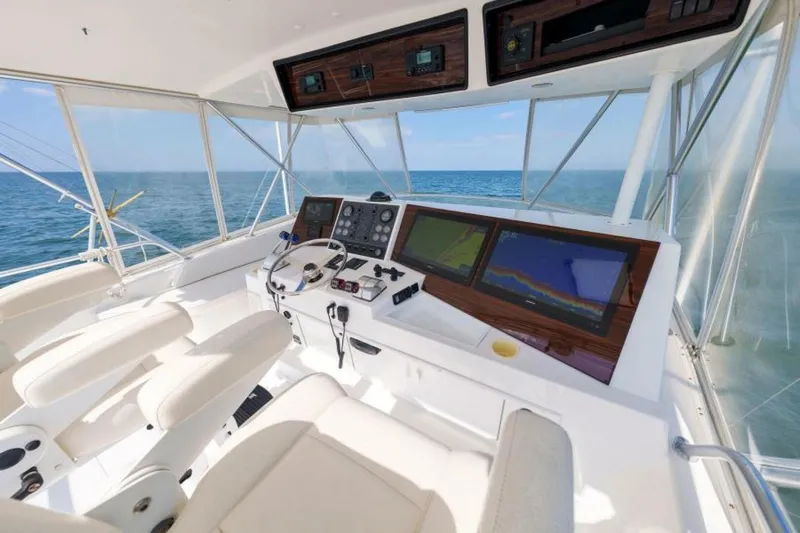 Pura Vida Yacht Photos Pics 2000 Viking 50 Convertible