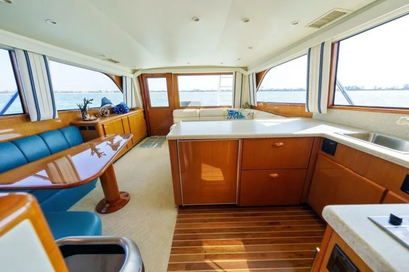 Pura Vida Yacht Photos Pics 2000 Viking 50 Convertible