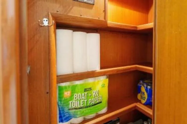 Pura Vida Yacht Photos Pics 2000 Viking 50 Convertible