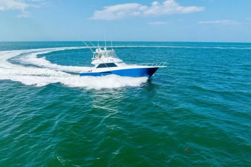 Pura Vida Yacht Photos Pics 2000 Viking 50 Convertible