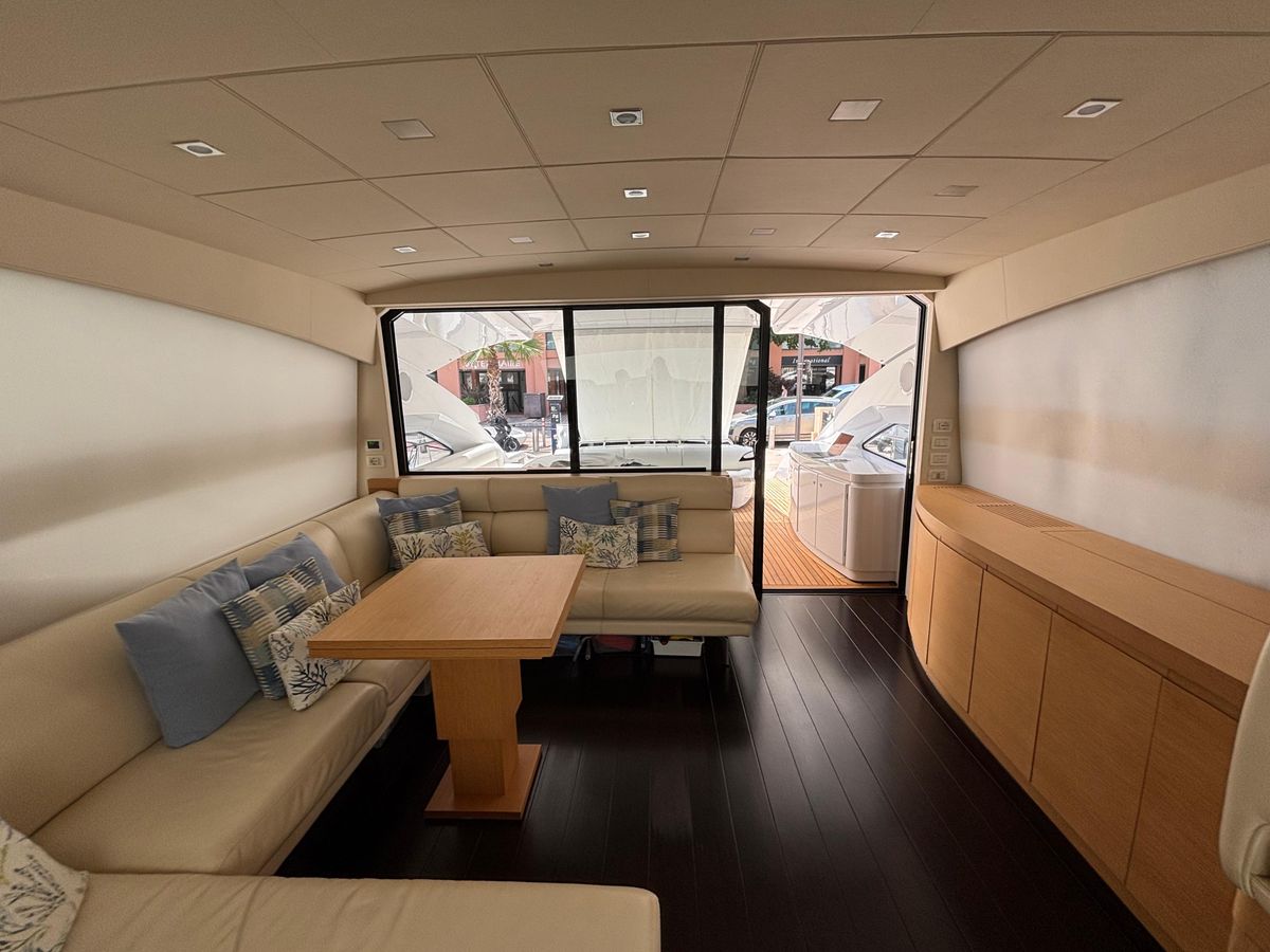 2011 Pershing 66 