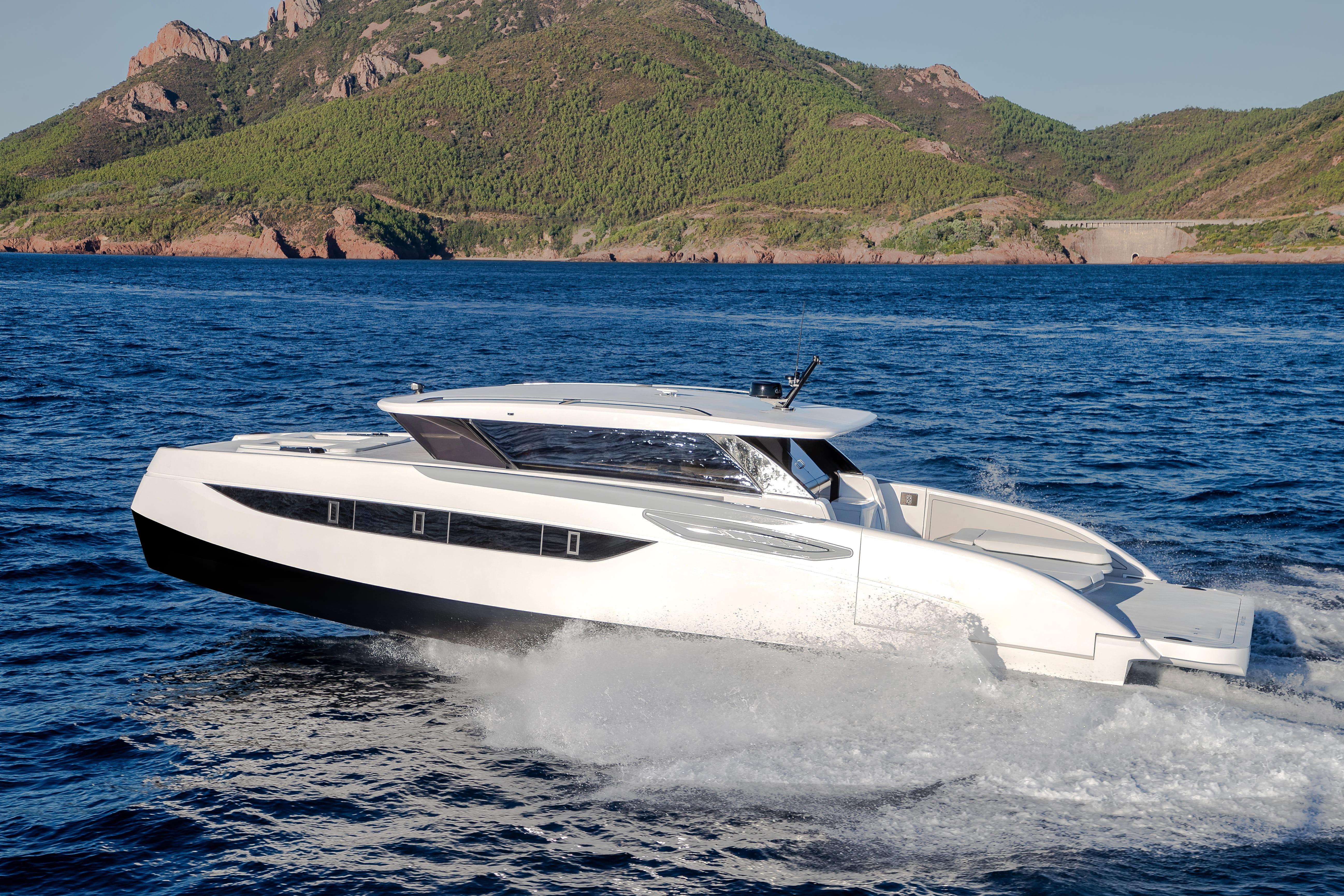 2025 Sunreef Ultima 55