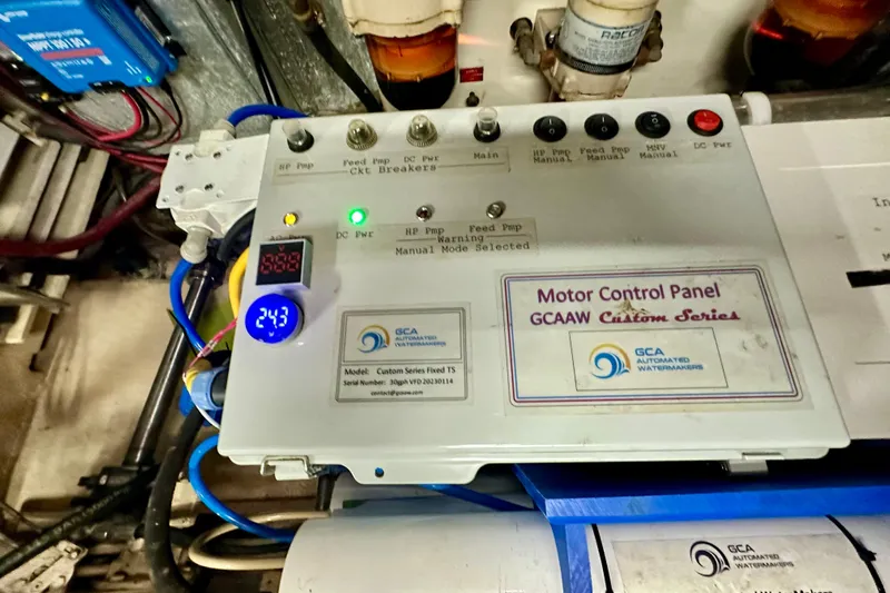 Anchored Souls Yacht Photos Pics Control panel of a 1988 Californian 45 Motor Yacht, featuring GCAAW Custom Series.