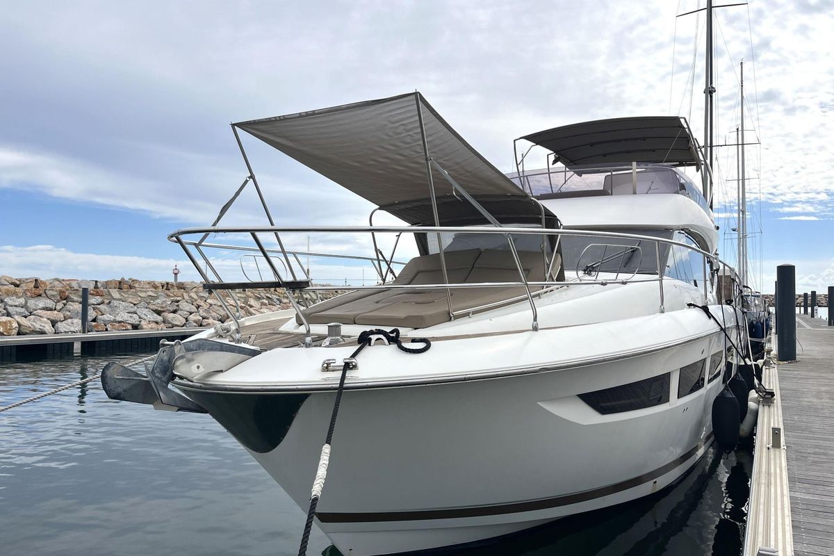 2011 Prestige 49 