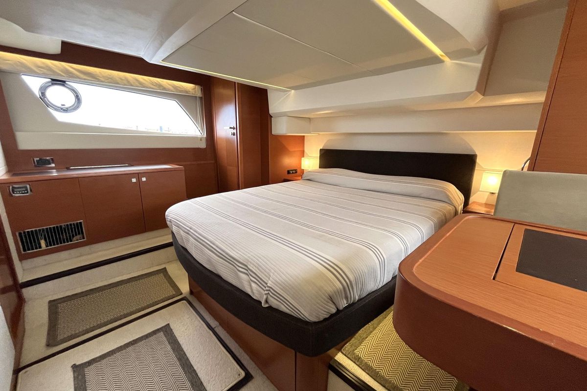 2011 Prestige 49 