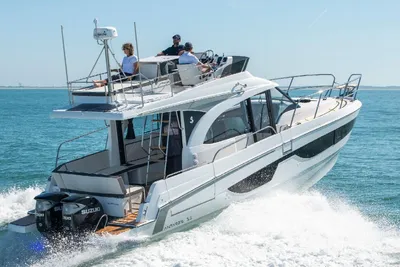 2021 Beneteau Antares 11 Fly