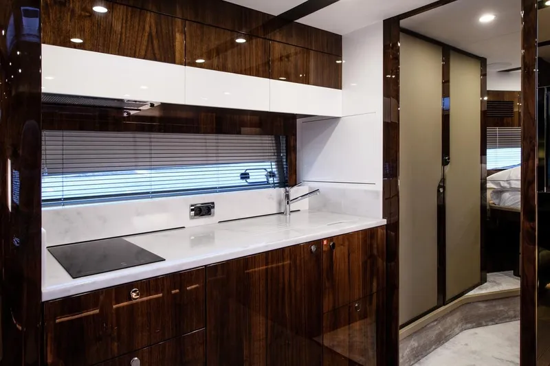  Yacht Photos Pics Manufacturer Provided Image