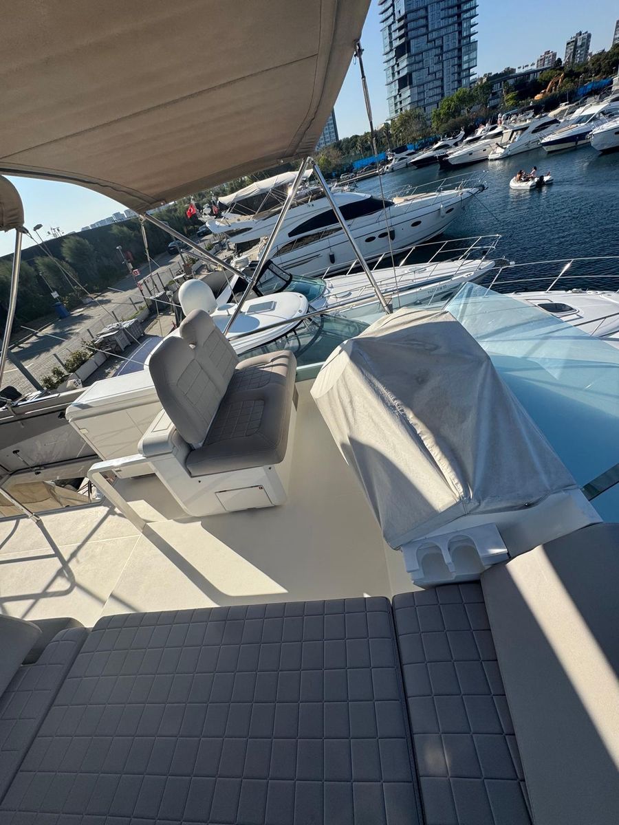 2013 Fairline 50 