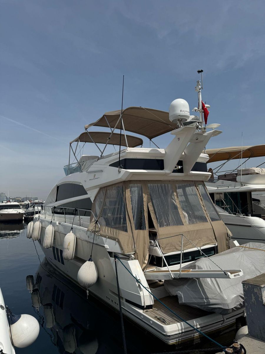 2013 Fairline 50 