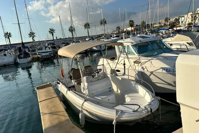 2015 Jeanneau Cap Camarat 4.7