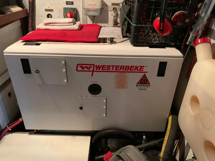 Zeta Yacht Photos Pics 