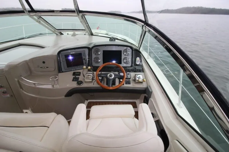  Yacht Photos Pics 2006 SEA RAY 44 SUNDANCER - Image 14