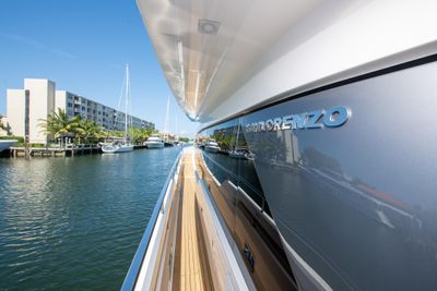 Yacht
