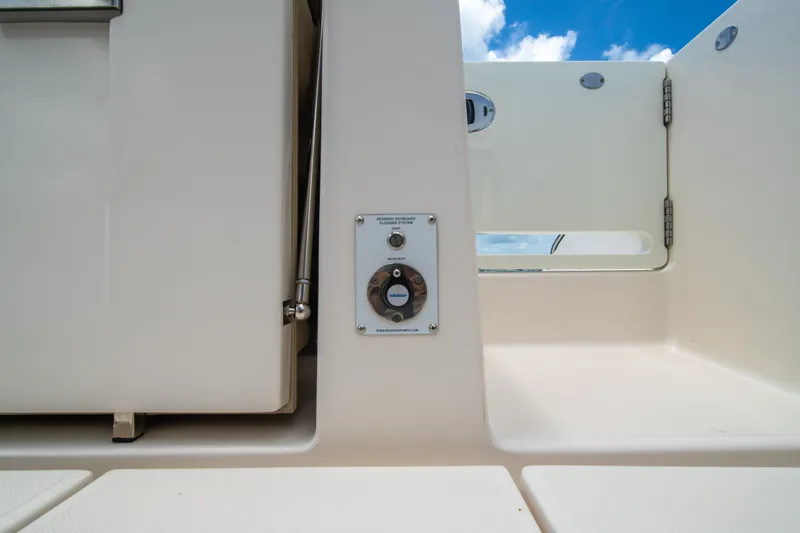 100 Percent Yacht Photos Pics 