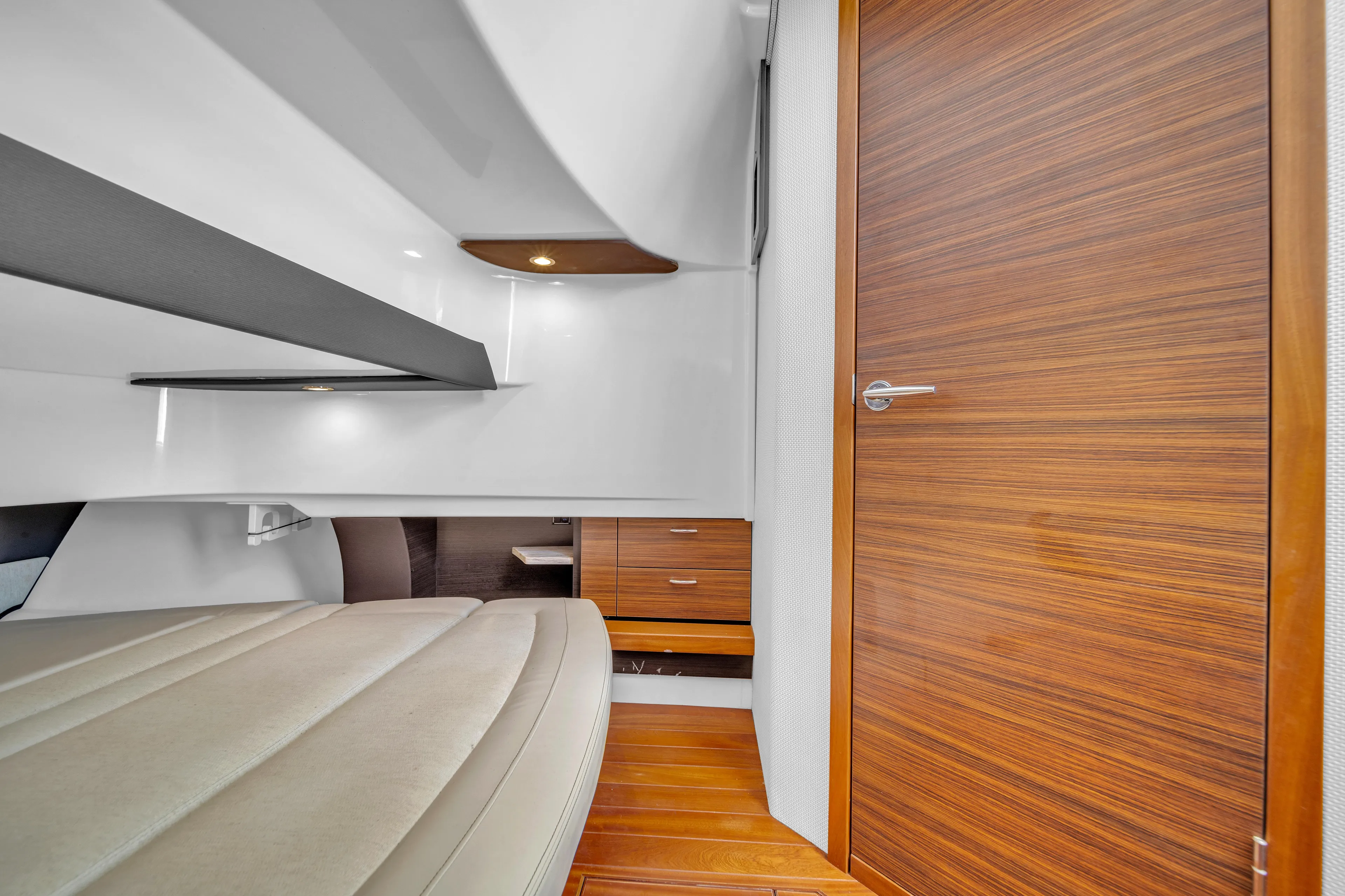 100 Percent Yacht Photos Pics 