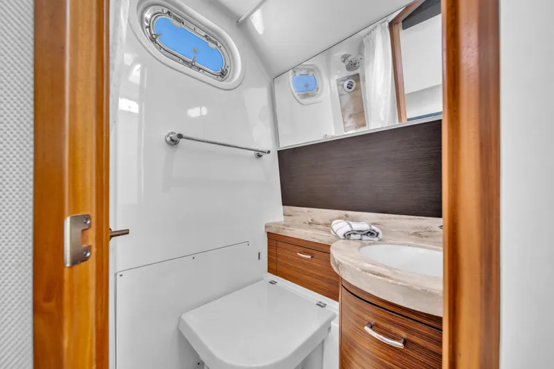 100 Percent Yacht Photos Pics 