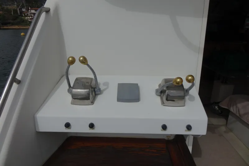 Western Belle Yacht Photos Pics 