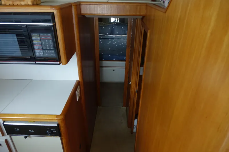 Western Belle Yacht Photos Pics 