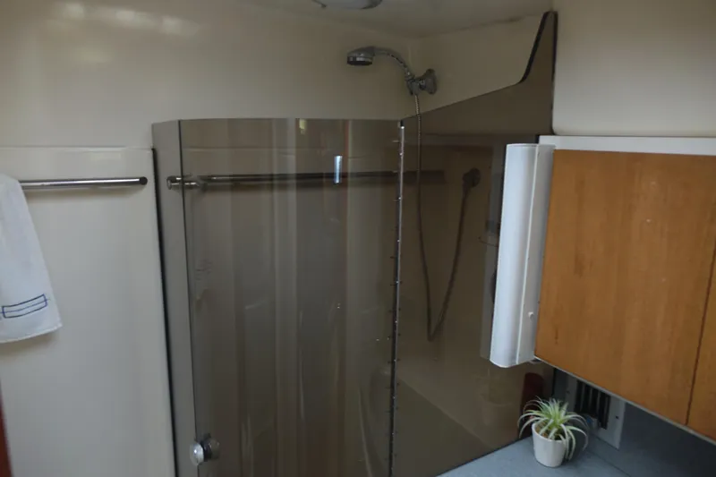 Western Belle Yacht Photos Pics 