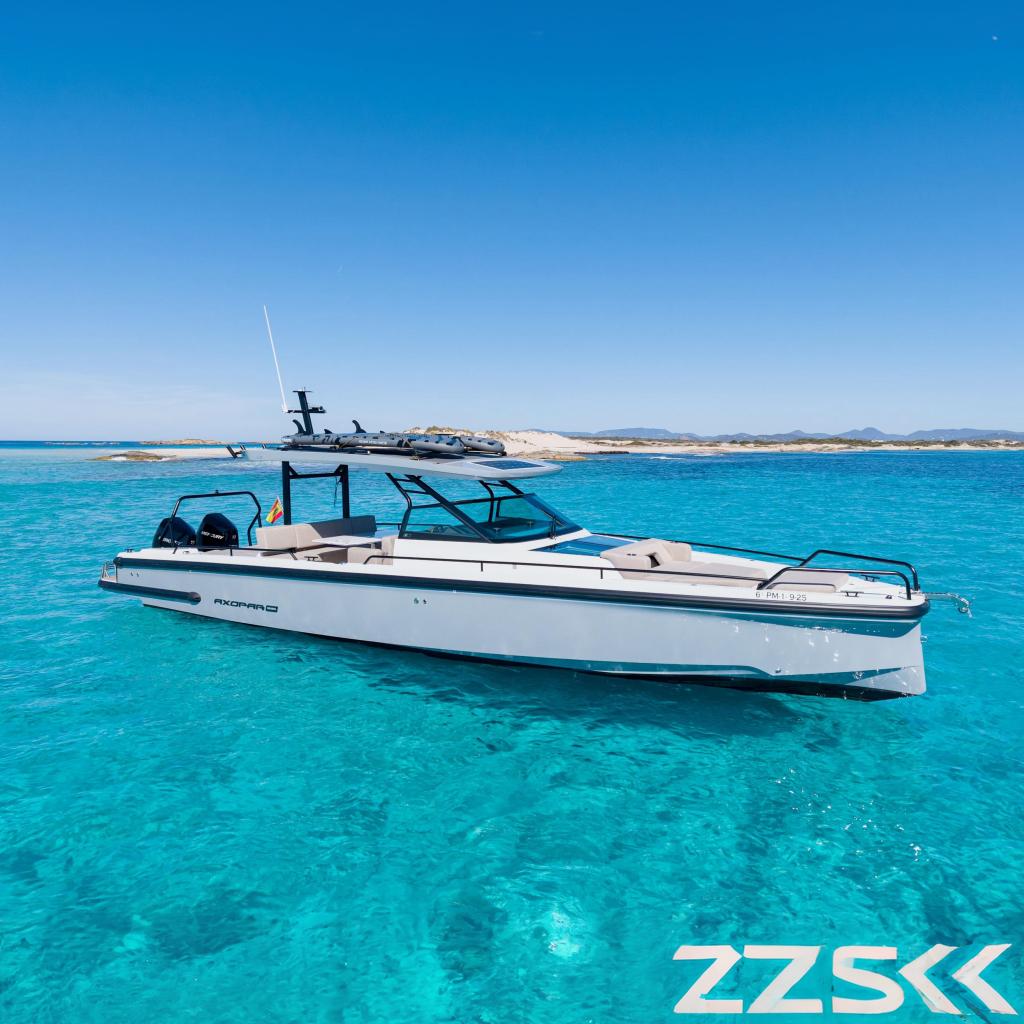 2025 Axopar 37 Sun-Top