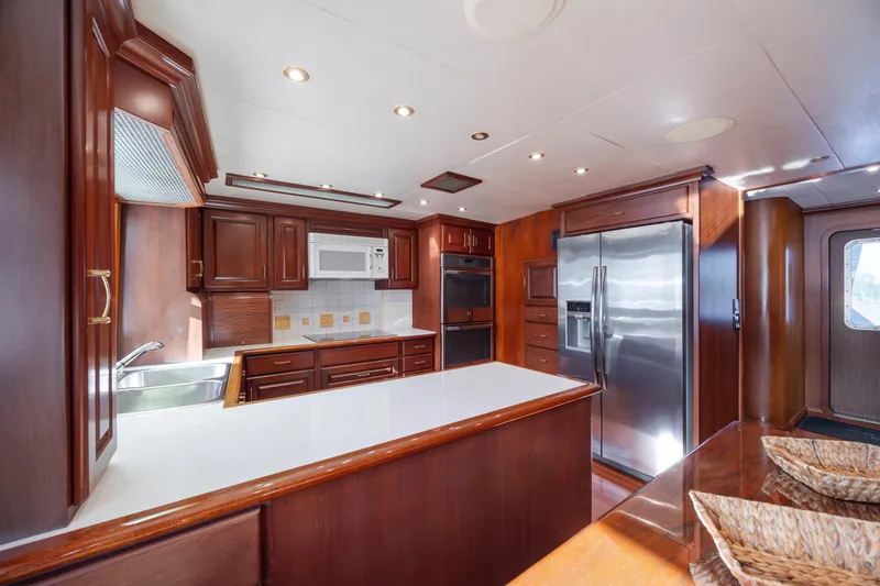 Ocean Pearl Yacht Photos Pics 