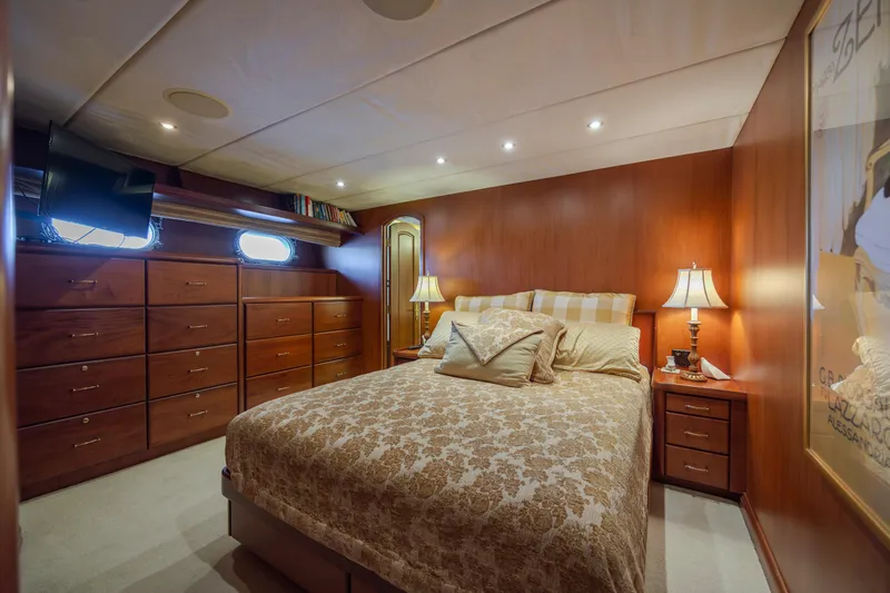 Ocean Pearl Yacht Photos Pics 