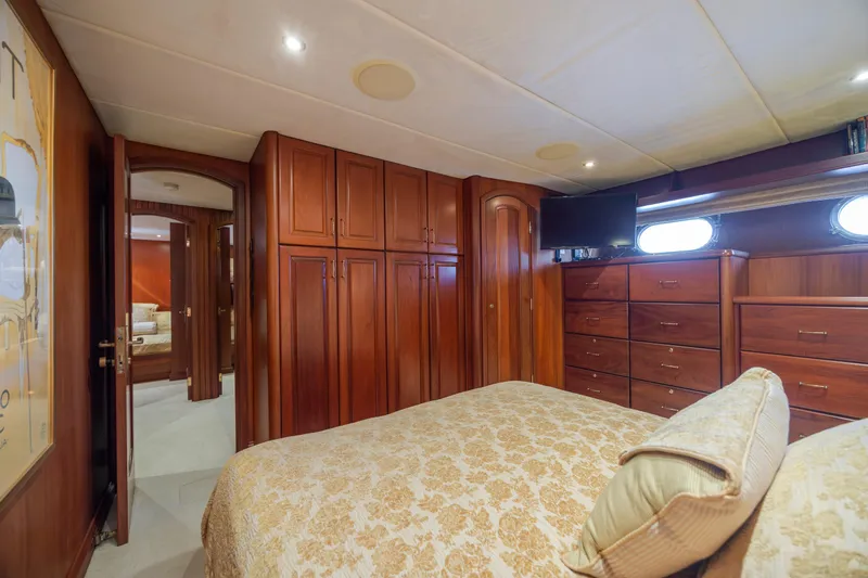 Ocean Pearl Yacht Photos Pics 