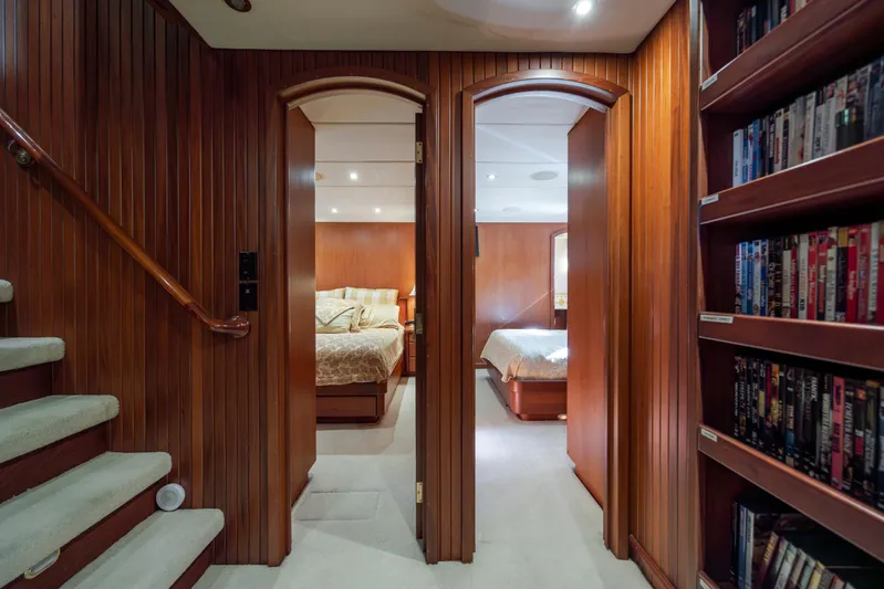 Ocean Pearl Yacht Photos Pics 